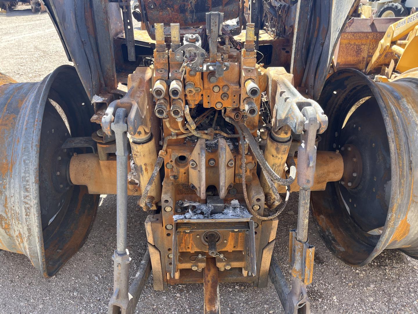 ./imagenes/INVOICE/2019/17541/TRACTOR JOHN DEERE 6130M (5).JPG